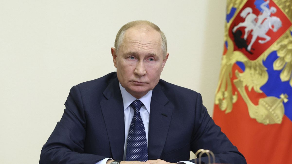 Putin, NATO askeri komite toplantısı öncesinde 'savaş durumu' konusunda uyardı