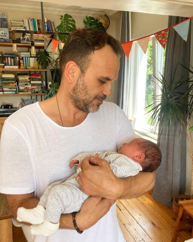 Gürgen Öz ikinci kez baba olmanın mutluluğunu yaşadı - Son Dakika Hayat Haberleri