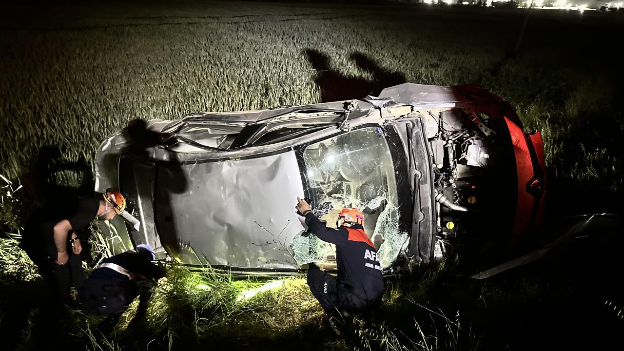 Adıyaman'da otomobilin takla attığı kazada 4 kişi yaralandı.
