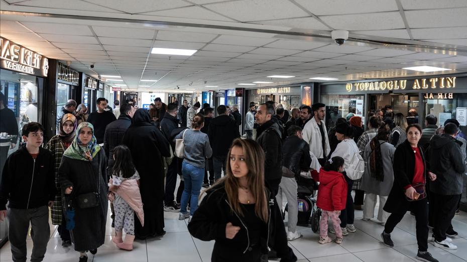 Kuyumcukent'te Gram Altın Tükendi, Fiyatlar Düşüşte!