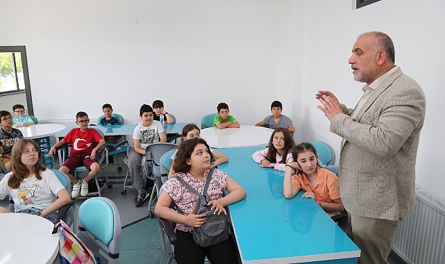 Başkan İbrahim Sandıkçı: "Özgün fikir ve çalışmalarıyla milli teknoloji hamlesine katkı sağlayan nesiller yetiştiriyoruz" - GÜNDEM