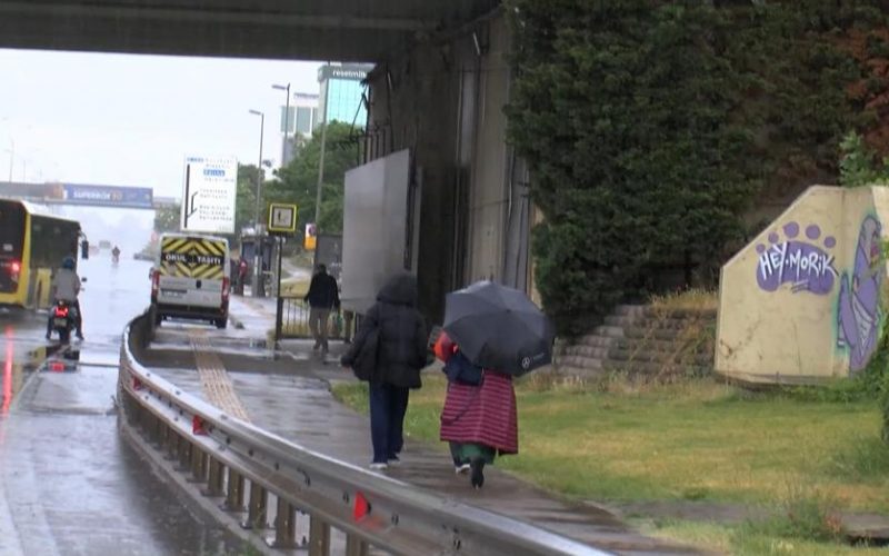 İstanbul’da ani hava değişimi: hazırlıksız yakalananlar şaşkına döndü