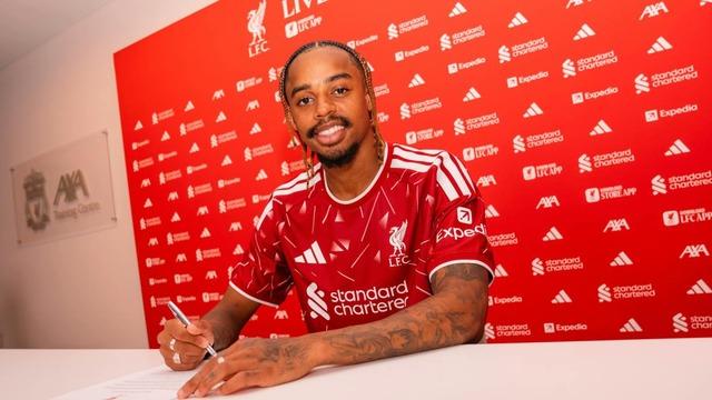 Fenerbahçe'nin UEFA Rakibi Liverpool'dan Göz Kamaştıran Transfer Hamlesi!
